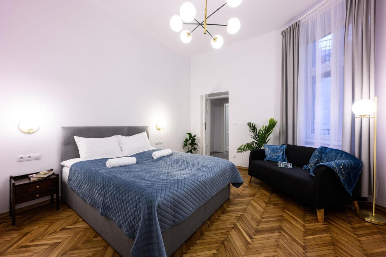 Unique Style Apartments Old Town - 25 Min From The Airport - By Homelike クラクフ エクステリア 写真