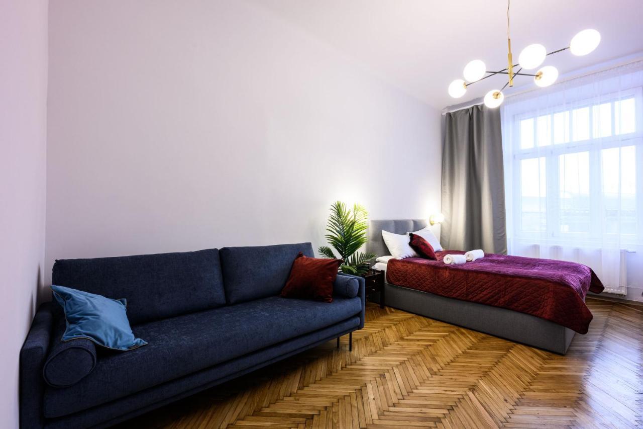 Unique Style Apartments Old Town - 25 Min From The Airport - By Homelike クラクフ エクステリア 写真